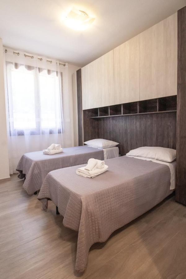 Dd House Family Holiday Apartment Cecina  Exteriér fotografie