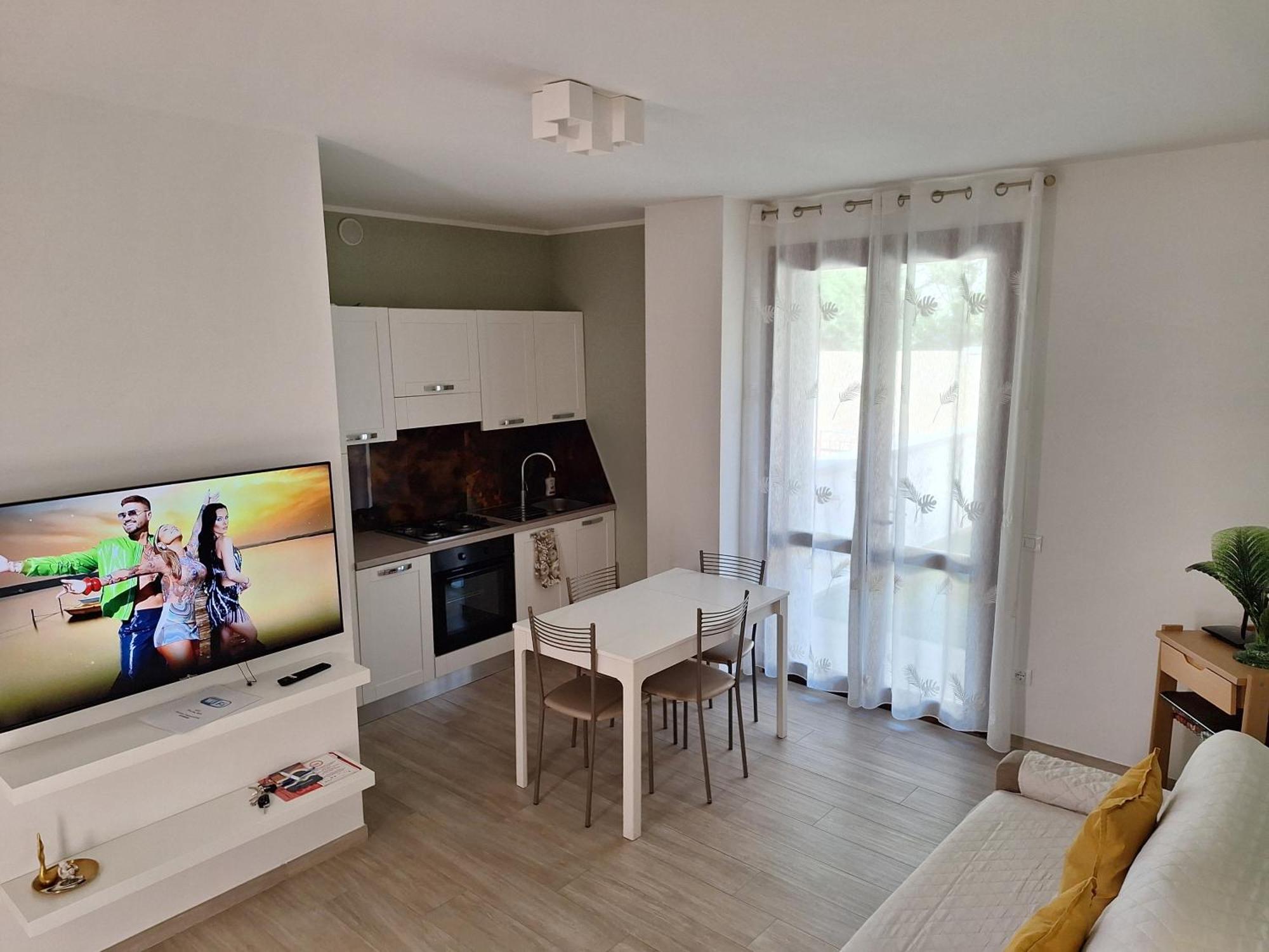 Dd House Family Holiday Apartment Cecina  Exteriér fotografie